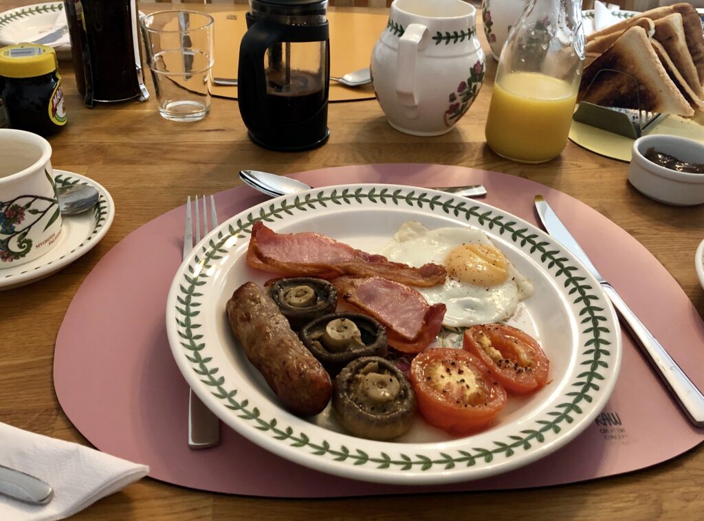 Breakfast at Wormald House