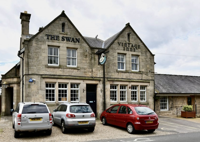 Photo of the Swann Inn in Heddon-On-The-Wall illustrating transfer services